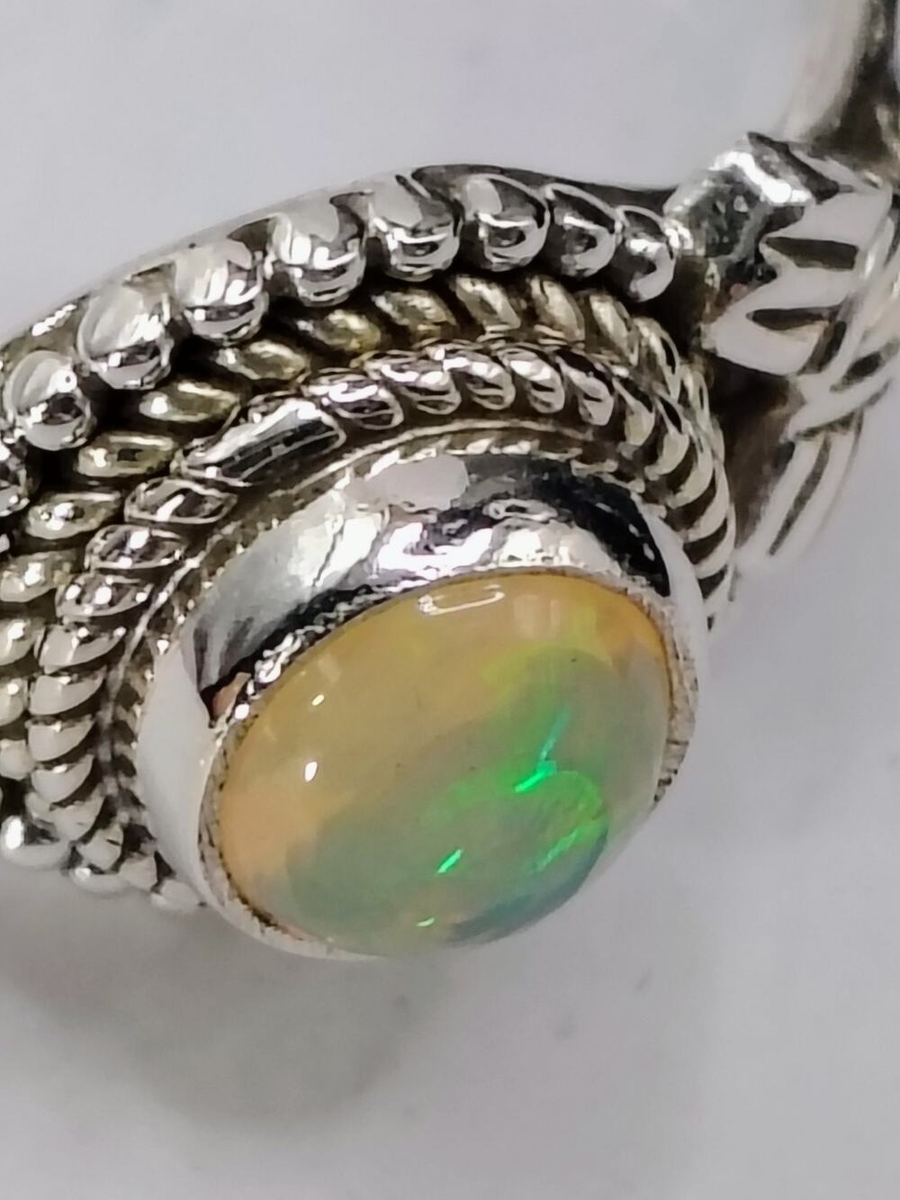 R594 Vintage Sterling Silver Natural Opal Ring – Glowing Fire & Artisan Detail